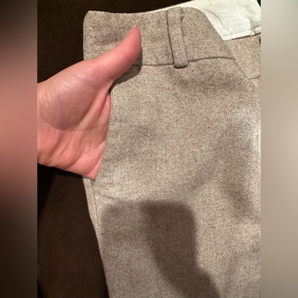 Banana Republic Tan Light Straight Wide Leg Low Rise Wool  Dress Pants Sz 8P - Picture 5 of 12